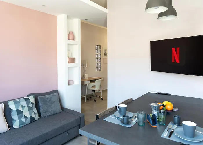 Penthouse With Panoramic Terrace -3 Min To Metro A